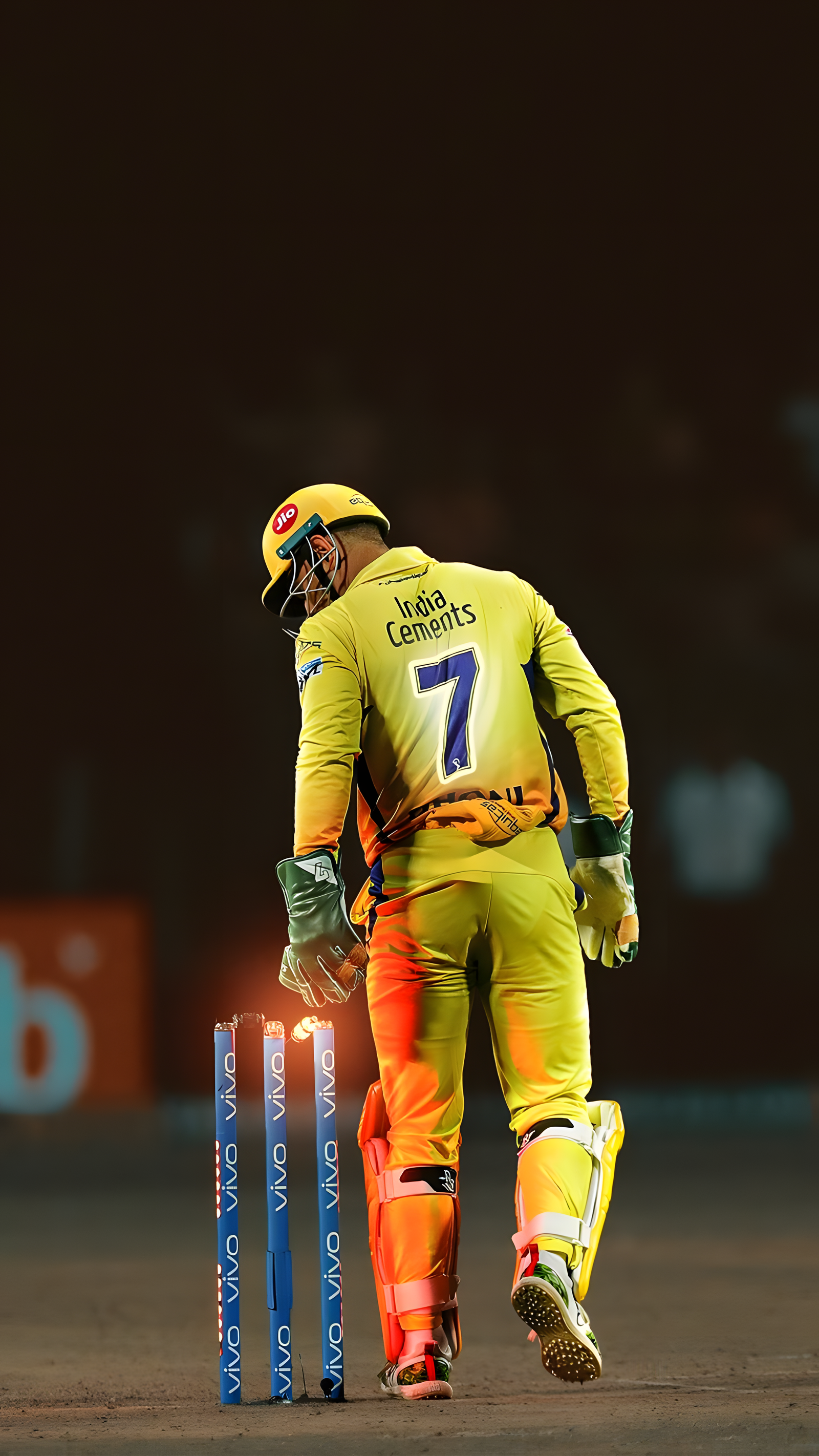 Ms Dhoni Wicketkeeper Action 4k Mobile Wallpaper
